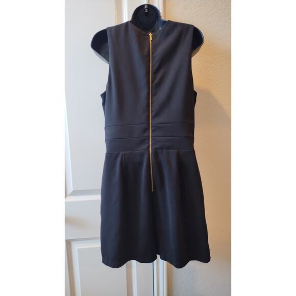 GB Black wrap shorts jumpsuit V-neck sleeveless Romper size (L) - Picture 3 of 14